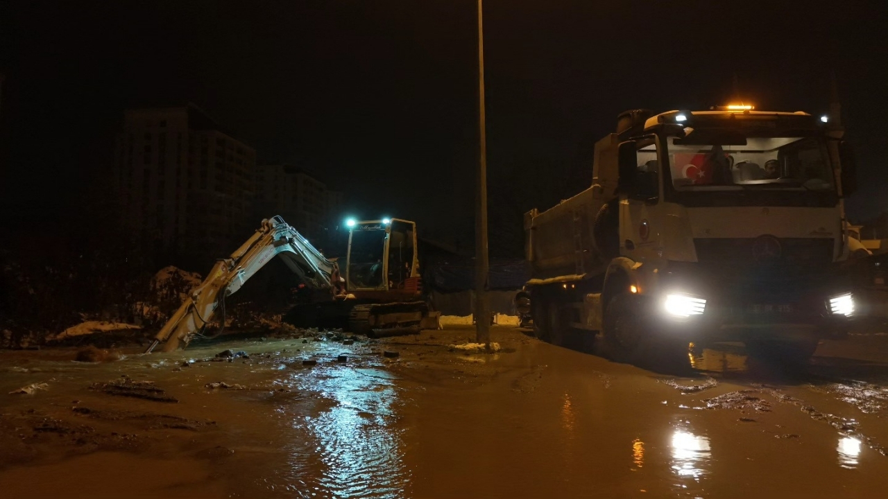Karaçomak Barajı Isale Hattı Arızalandı Kastamonu’da Su Verilemiyor (2)-1