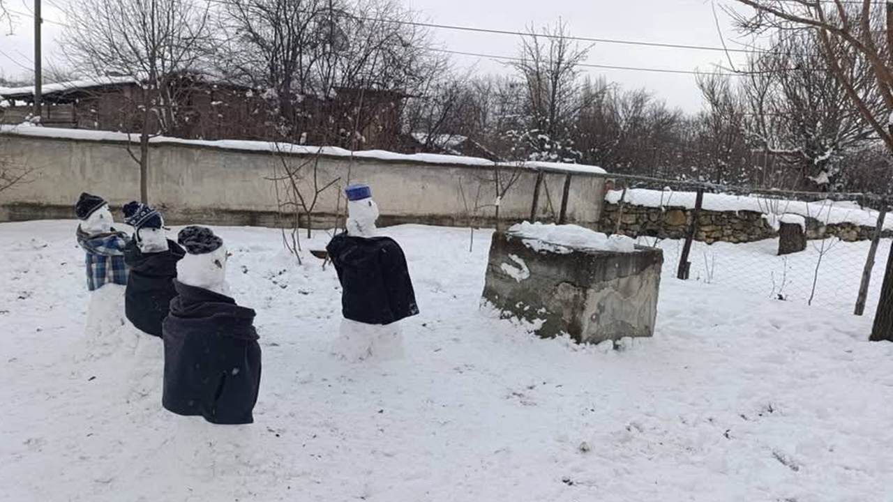 Kardan Cenaze Namazı (3)