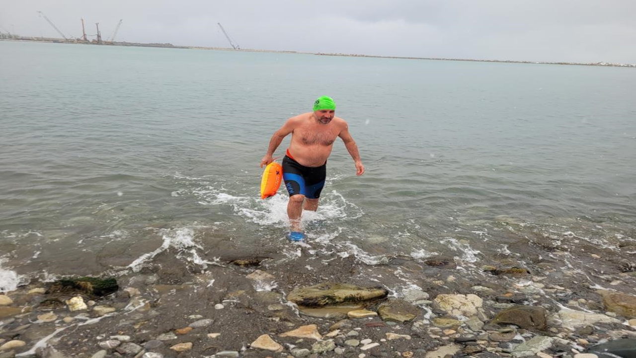 Kastamonu Da Soğuk Sularda Kulaç Attı (3)