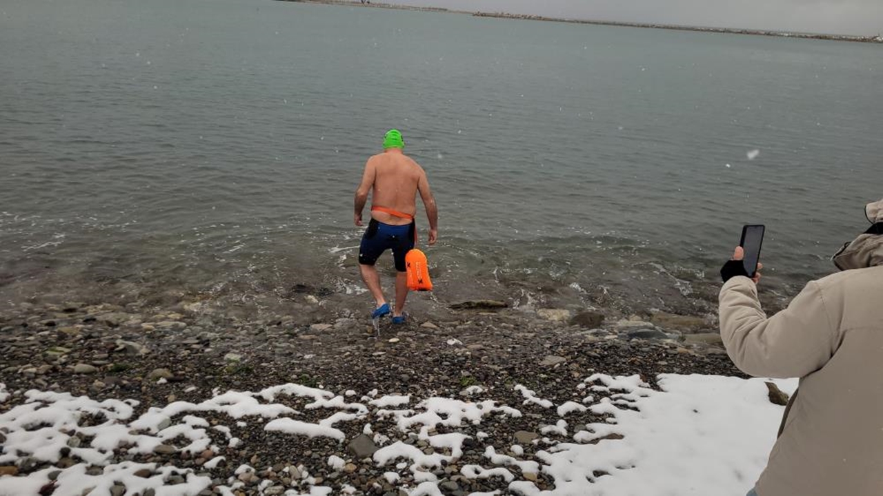 Kastamonu Da Soğuk Sularda Kulaç Attı (4)