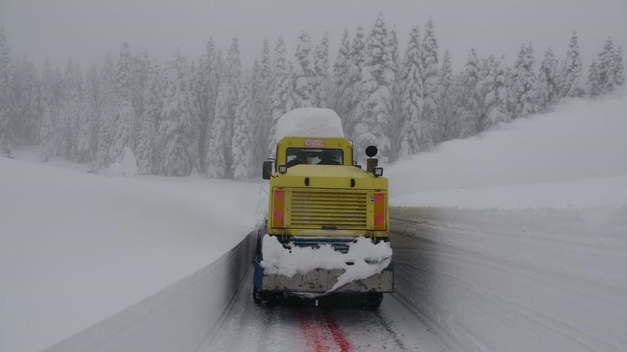 Kastamonu Da Zorlu Kar Mücadele (4)