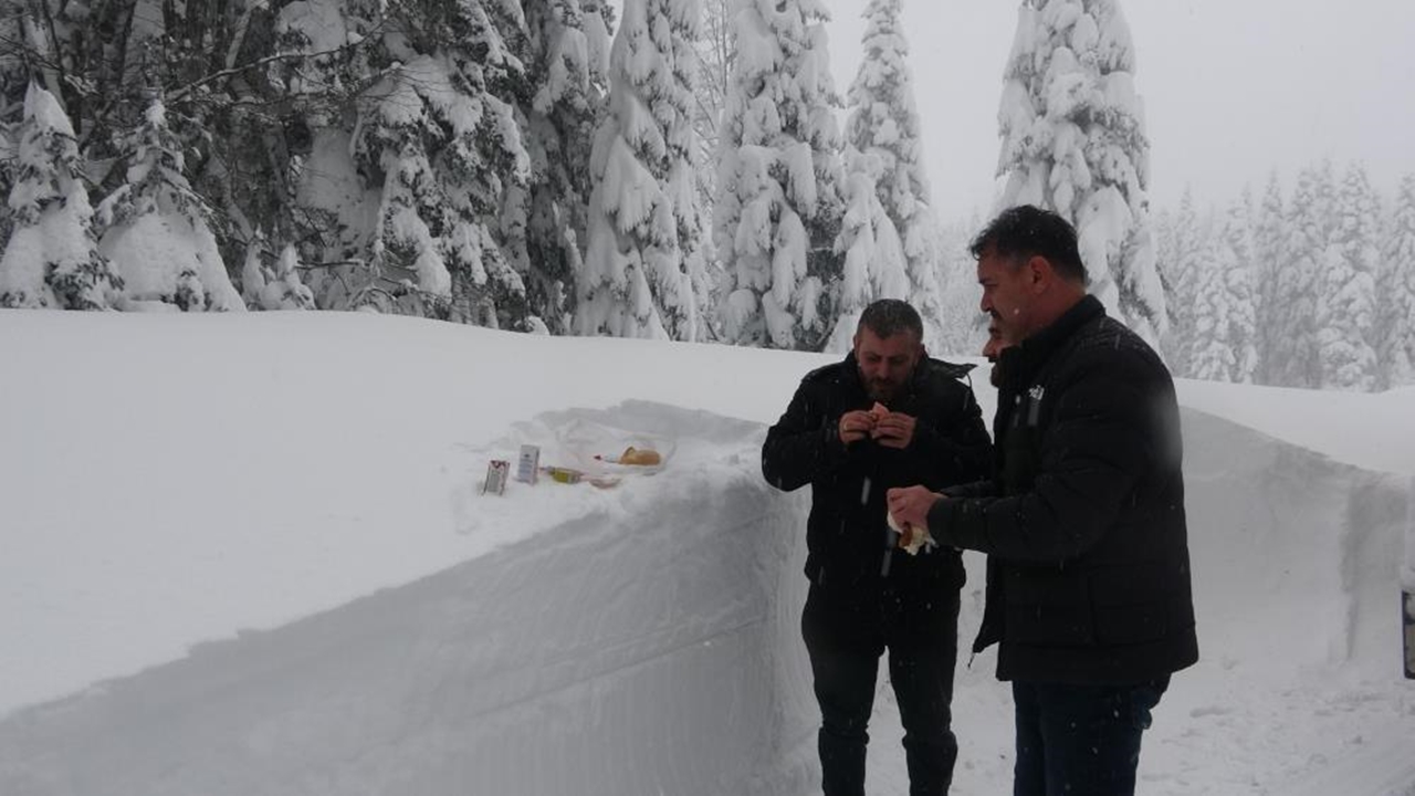 Kastamonu Da Zorlu Kar Mücadele (9)
