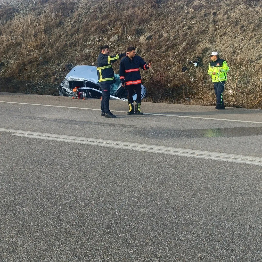Kastamonu Plakalı Araç Boyabat’ta Kaza Yaptı 5 Yaralı