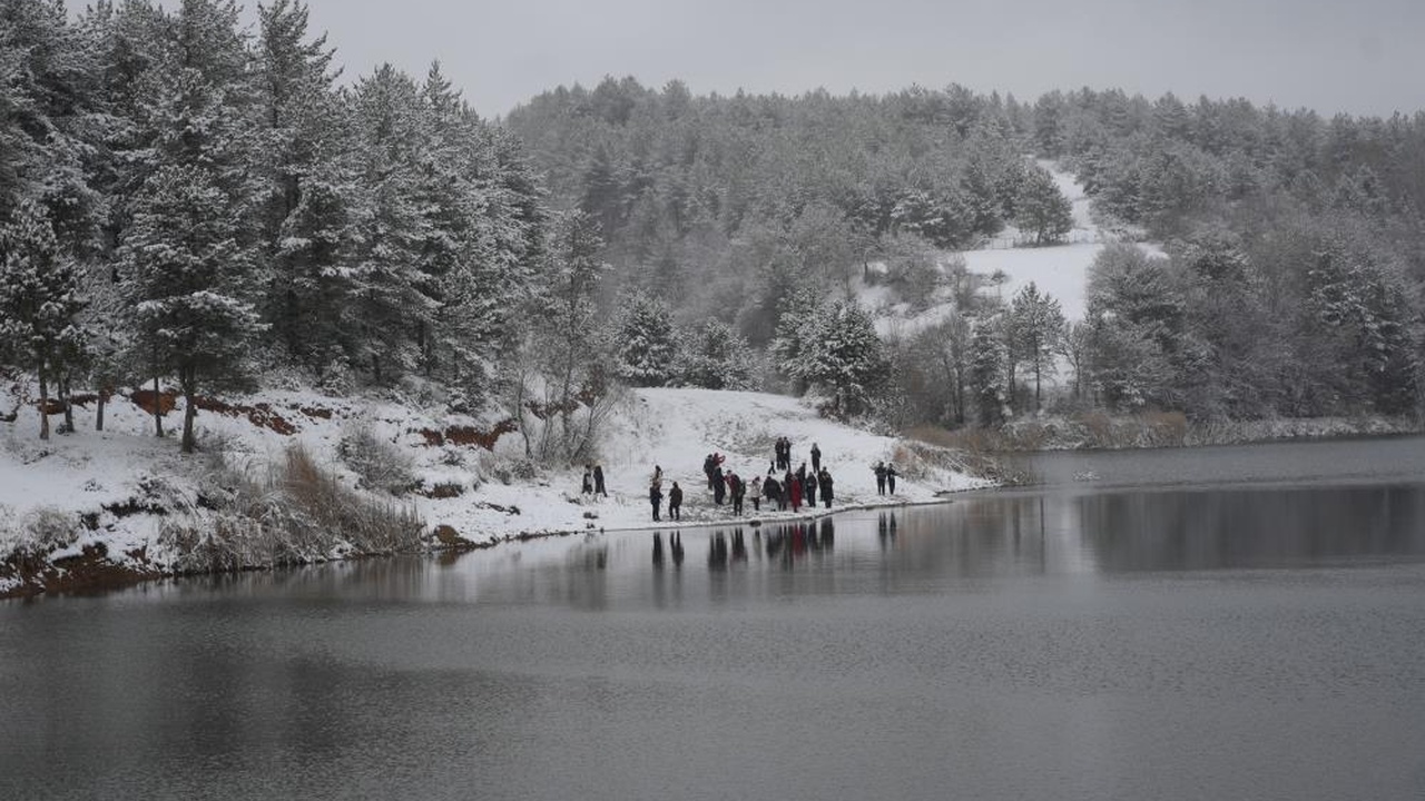 Kastamonu Tuzaklı Göleti Kar (5)