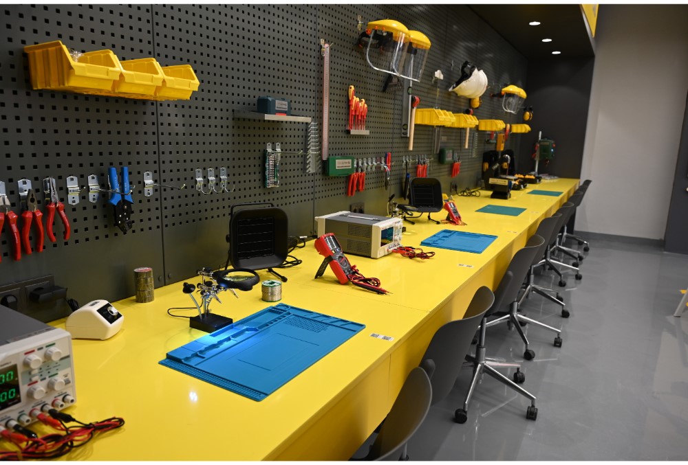 Kastamonu Üniversitesi Milli Teknoloji Atölyesi Faliyete Geçti 8