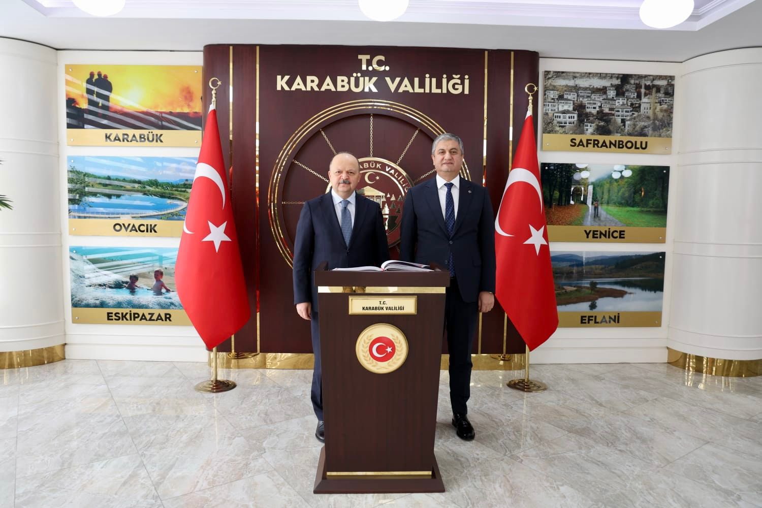 Kastamonu Valisi Dallı Karabük Valisi Yavuz Ile Bir Araya Geldi 2