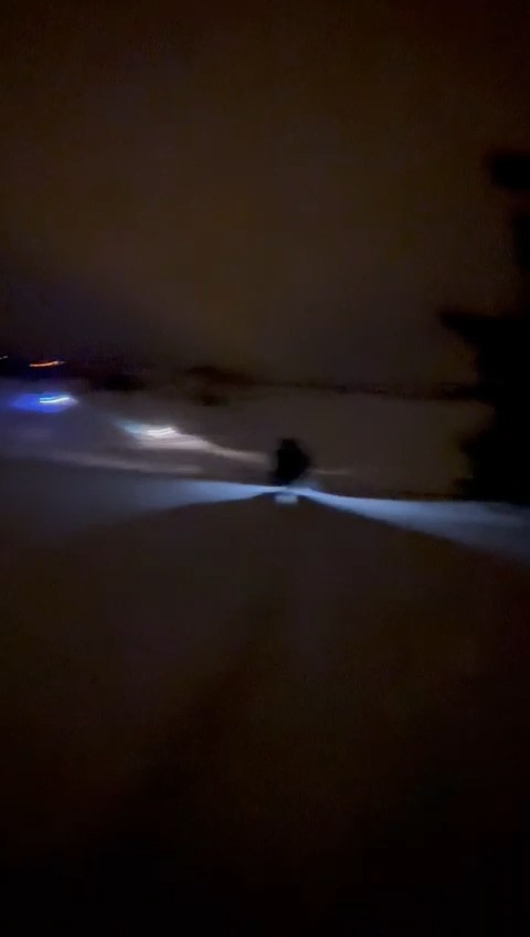 Kastamonu'da Ambulans Köye Giremedi Aile 40 Derece Ateşli Bebeği Karlı Arazide 2 Kilometre Taşıdı! 24