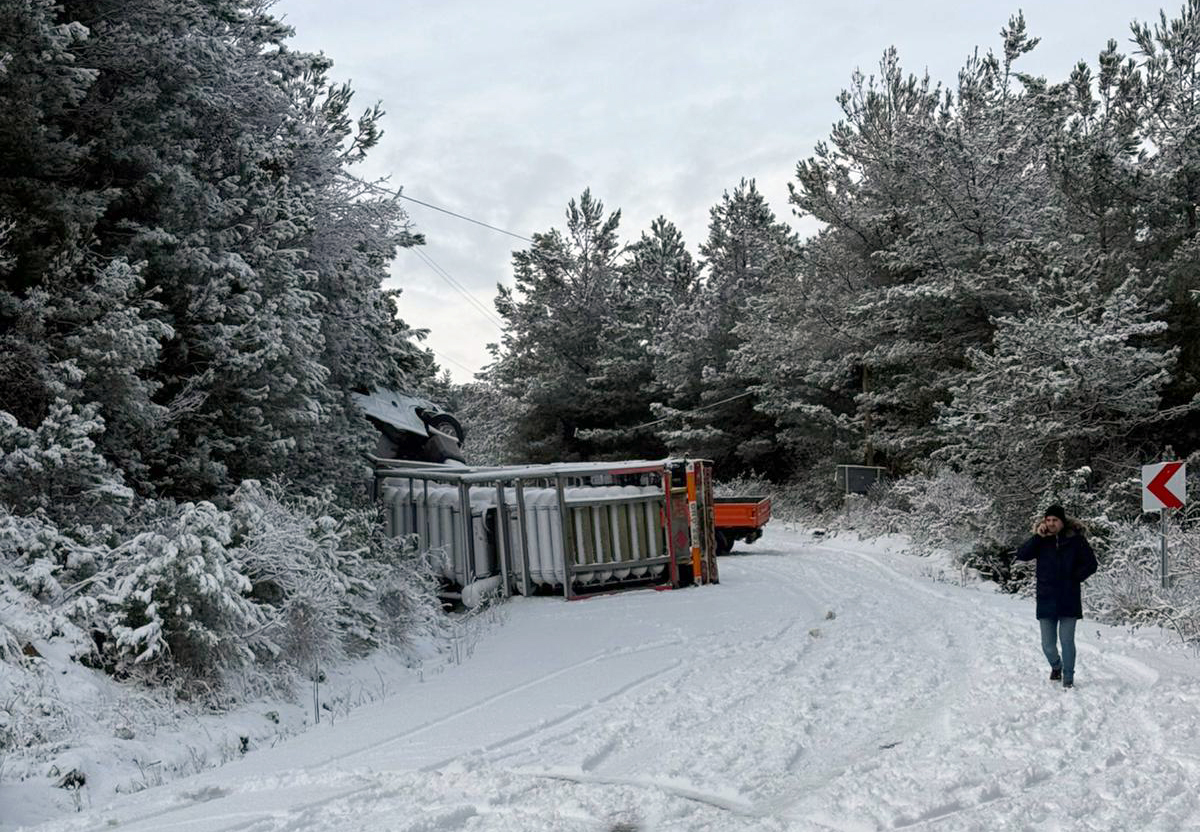 Kastamonu'da Devrilen Doğal Gaz Tüpü Yüklü Tırla Ilgili Detaylar Belli Oldu 8888888888888888888888