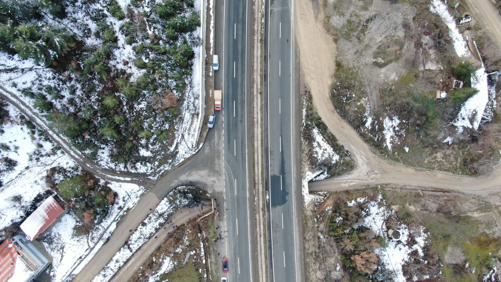 Kastamonu'da Feci Kaza! Şarampole Uçtu 1 Kişi Hayatını Kaybetti! 12