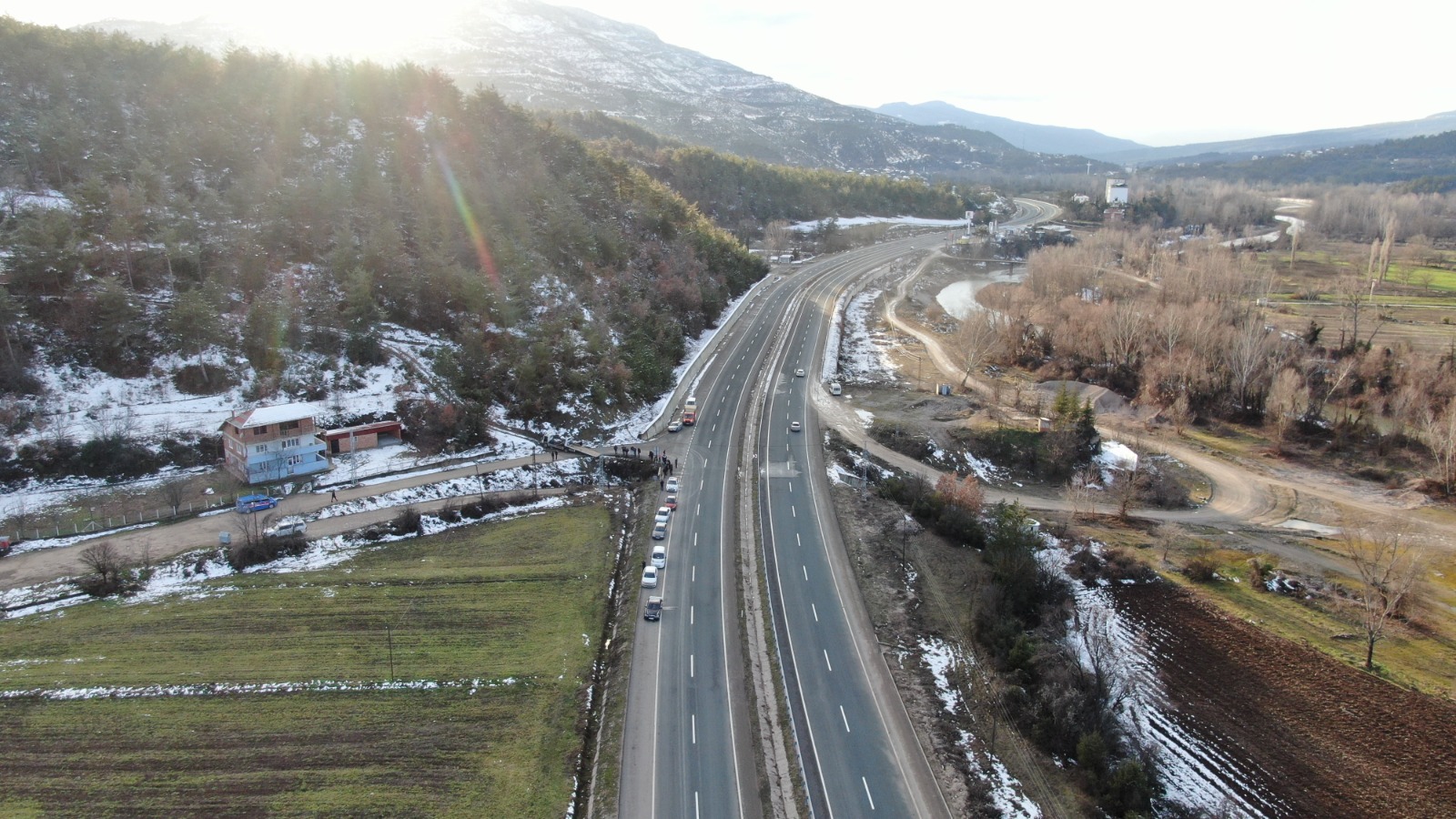 Kastamonu'da Feci Kaza! Şarampole Uçtu 1 Kişi Hayatını Kaybetti! 3