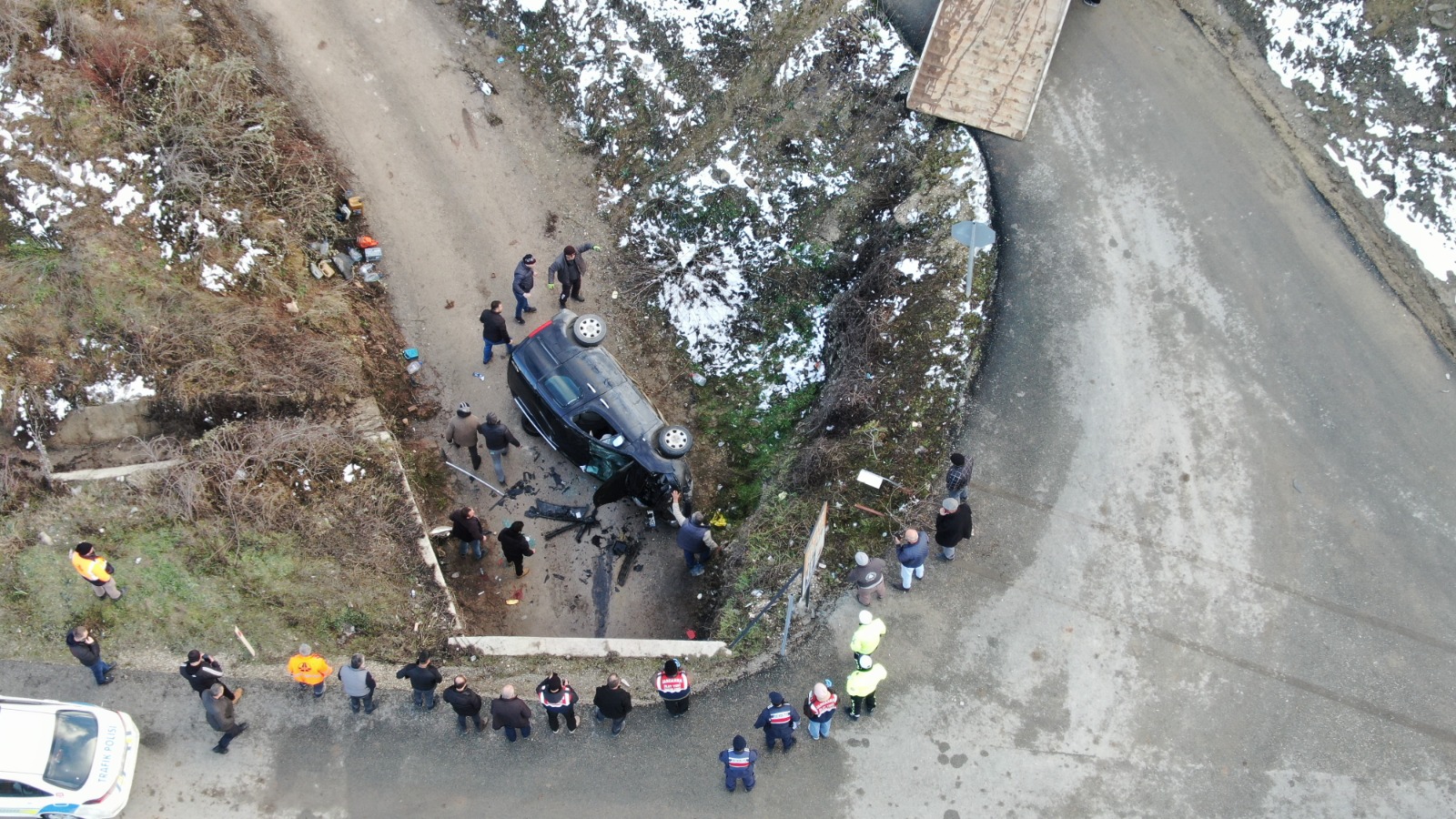 Kastamonu'da Feci Kaza! Şarampole Uçtu 1 Kişi Hayatını Kaybetti! 6