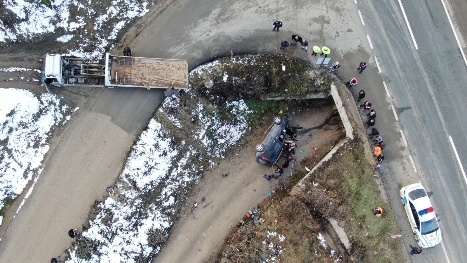 Kastamonu'da Feci Kaza! Şarampole Uçtu 1 Kişi Hayatını Kaybetti! 7