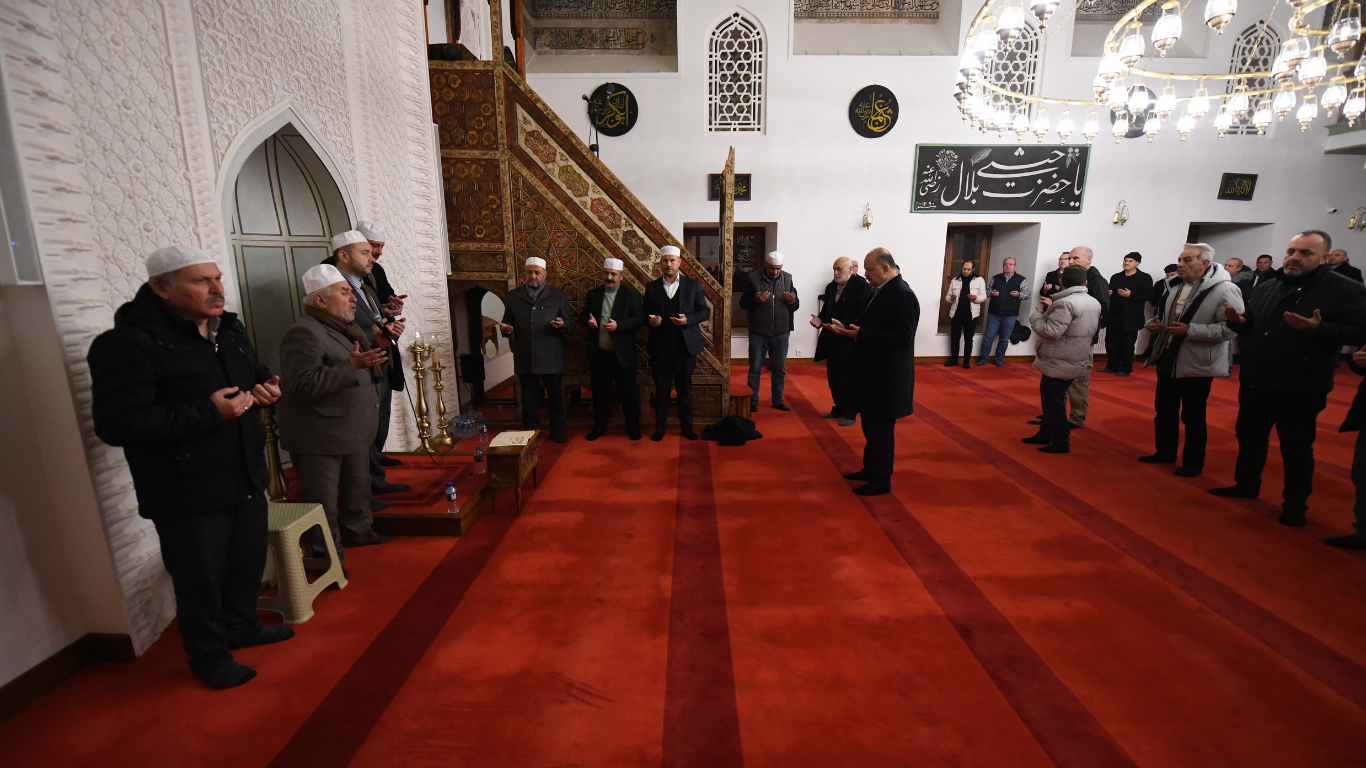 Kastamonu’da Gazeteciler Ve Şehitler Dualarla Anıldı