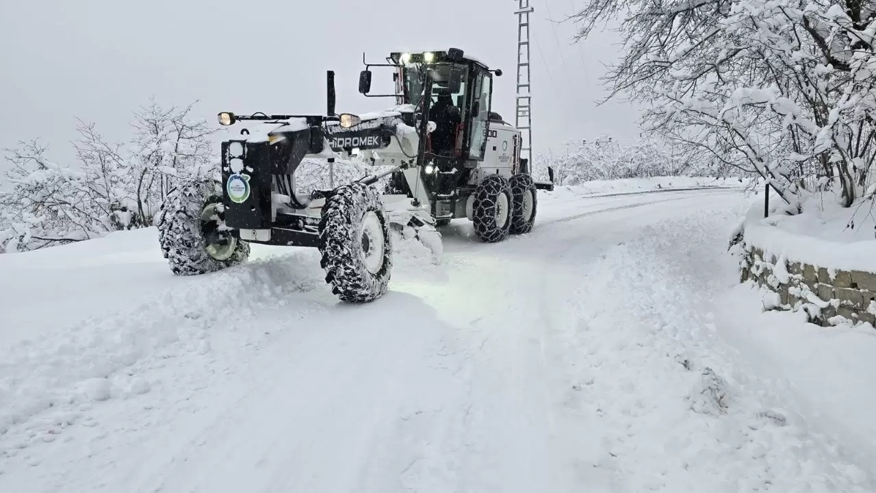 Kastamonu’da Kar Engeli Büyüdü 386 Köy Yoluna Ulaşım Sağlanamıyor