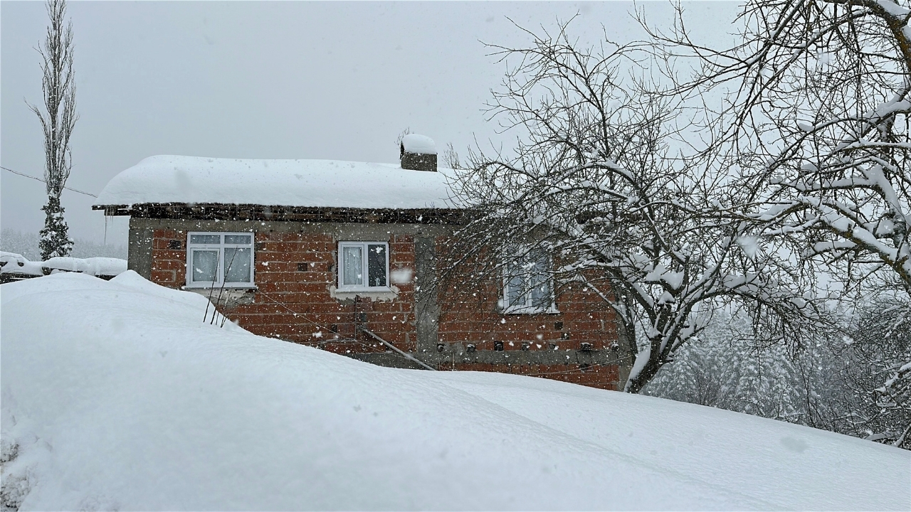 Kastamonu’da Kar Yolları Kapattı, 167 Köye Ulaşım Sağlanamıyor (4)