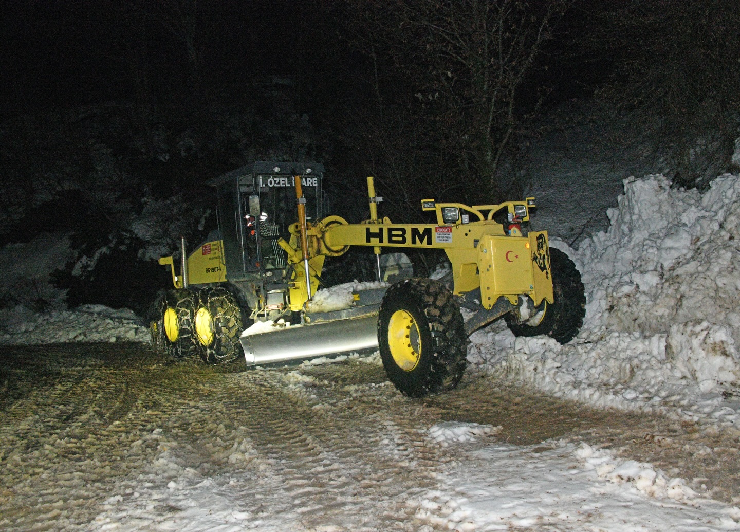 Kastamonu'da Karla Mücadele Çalışmalarını Yerinde Incelediler! 6