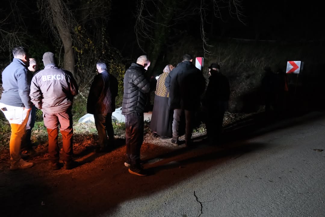 Kastamonu'da Kaza Araç Şarampole Devrildi 12