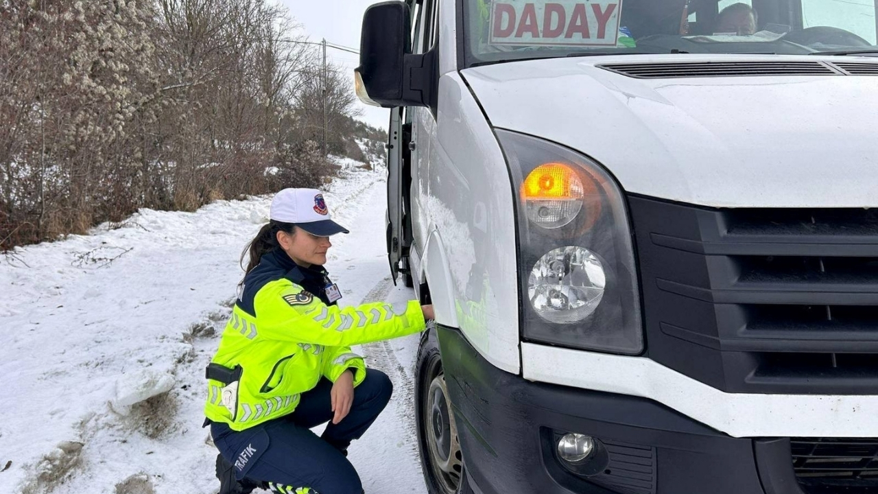 Kastamonu’da Kış Bilançosu Ağırlaştı 62 Kazada 3 Can Kaybı (1)