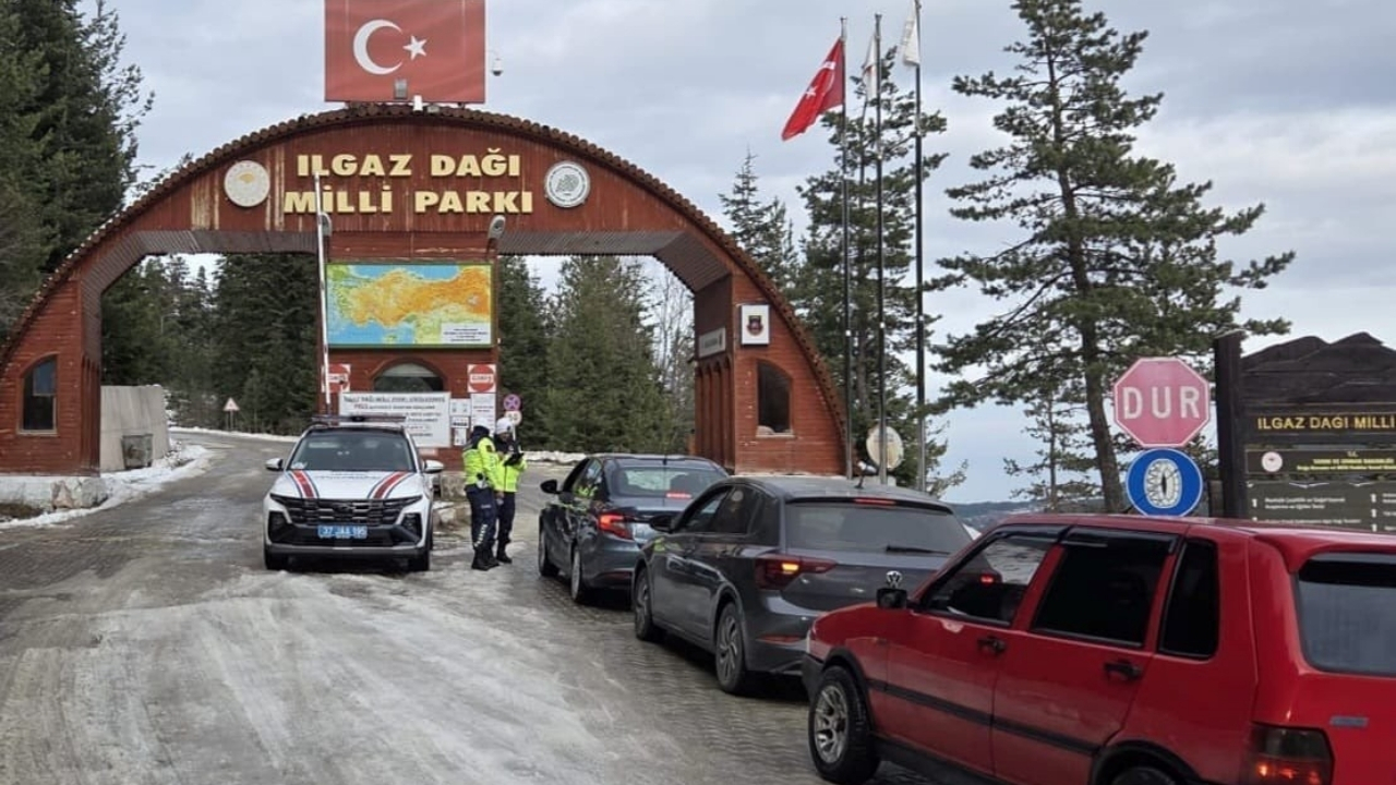 Kastamonu’da Kış Bilançosu Ağırlaştı 62 Kazada 3 Can Kaybı (2)