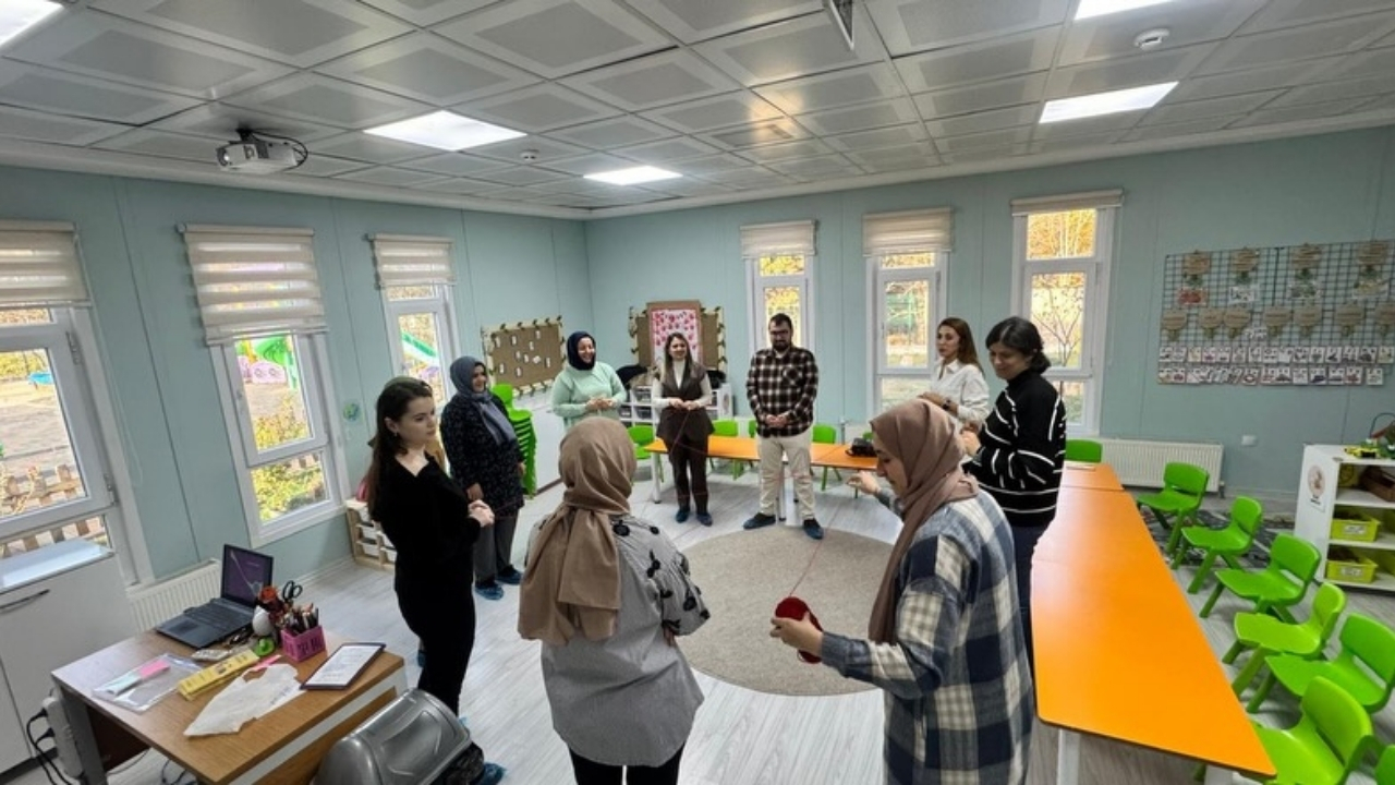 Kastamonu’da Maarif Modeli Aile Konferansları Sürüyor (2)