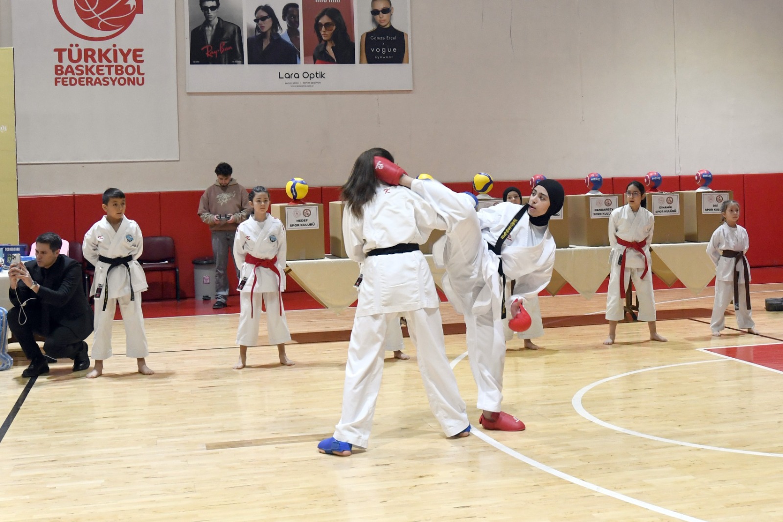 Kastamonu'da Okullar Ve Spor Kulüplerine 7 Milyonluk Destek! 8