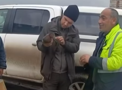 Kastamonu’da Yaralı Ördeğe Şantiye İşçisinden Duyarlı Davranış5