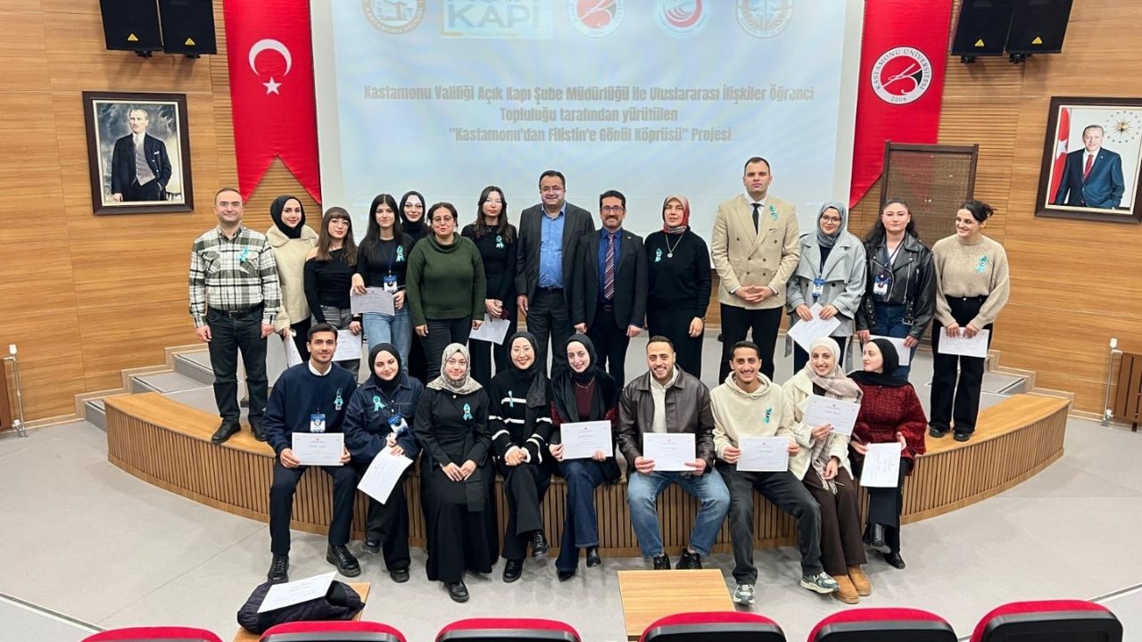 Kastamonu’dan Filistin’e Gönül Köprüsü, Sergiyle Taçlandı (4)