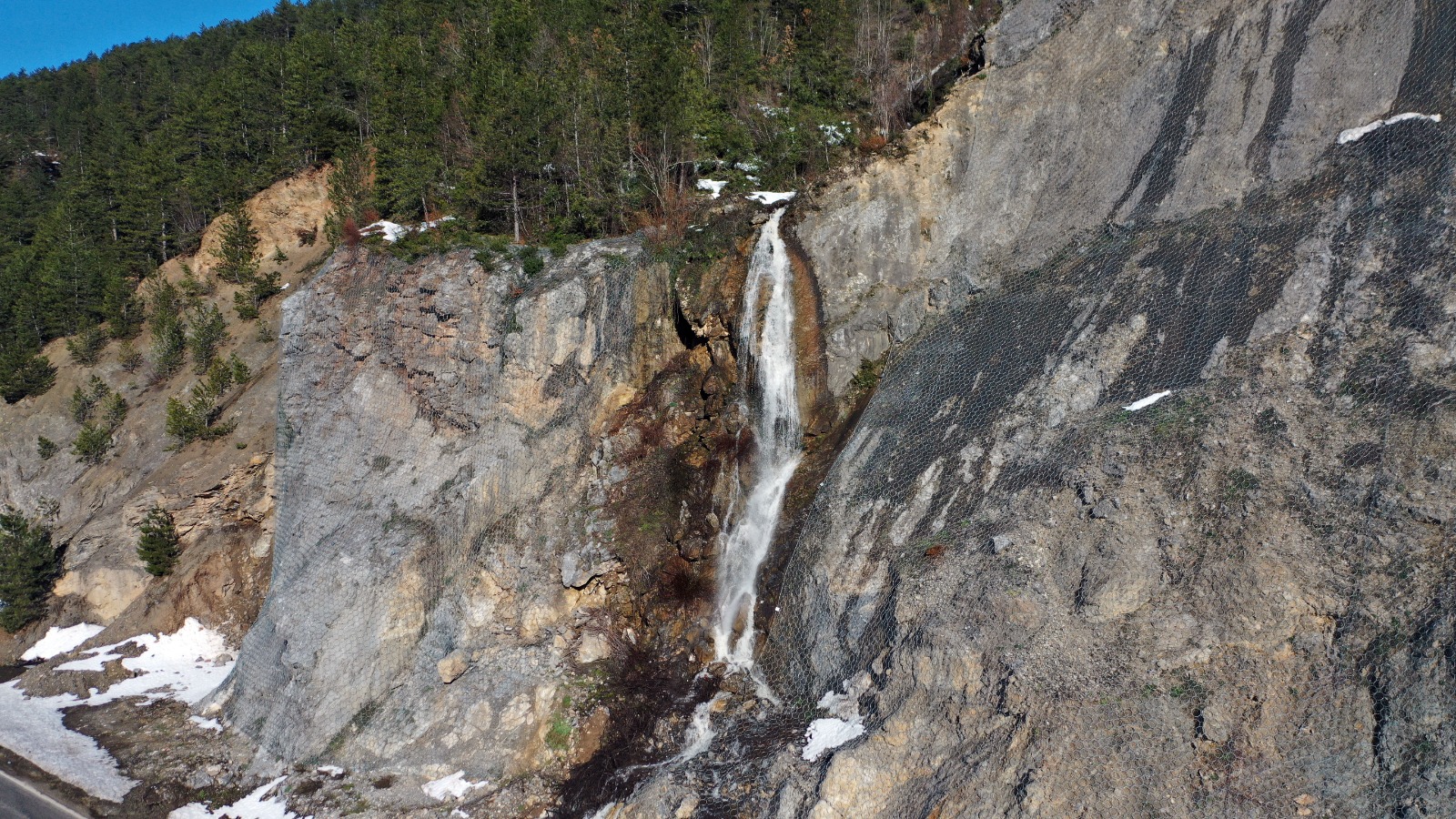 Kastamonu'nun Ilçesinde Kar Erimesiyle Oluştu Görsel Şölen Sunuyor 43