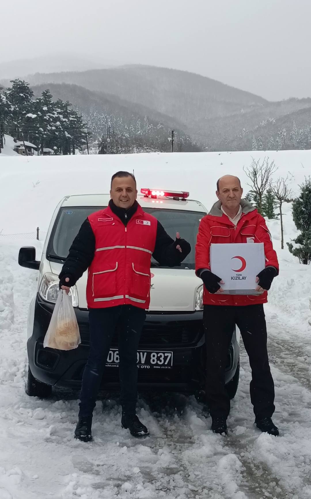 Kastamonu'nun İlçesinde Kızılay Ve Muhtar El Ele Zor Günlerde Yardım Seferberliği2