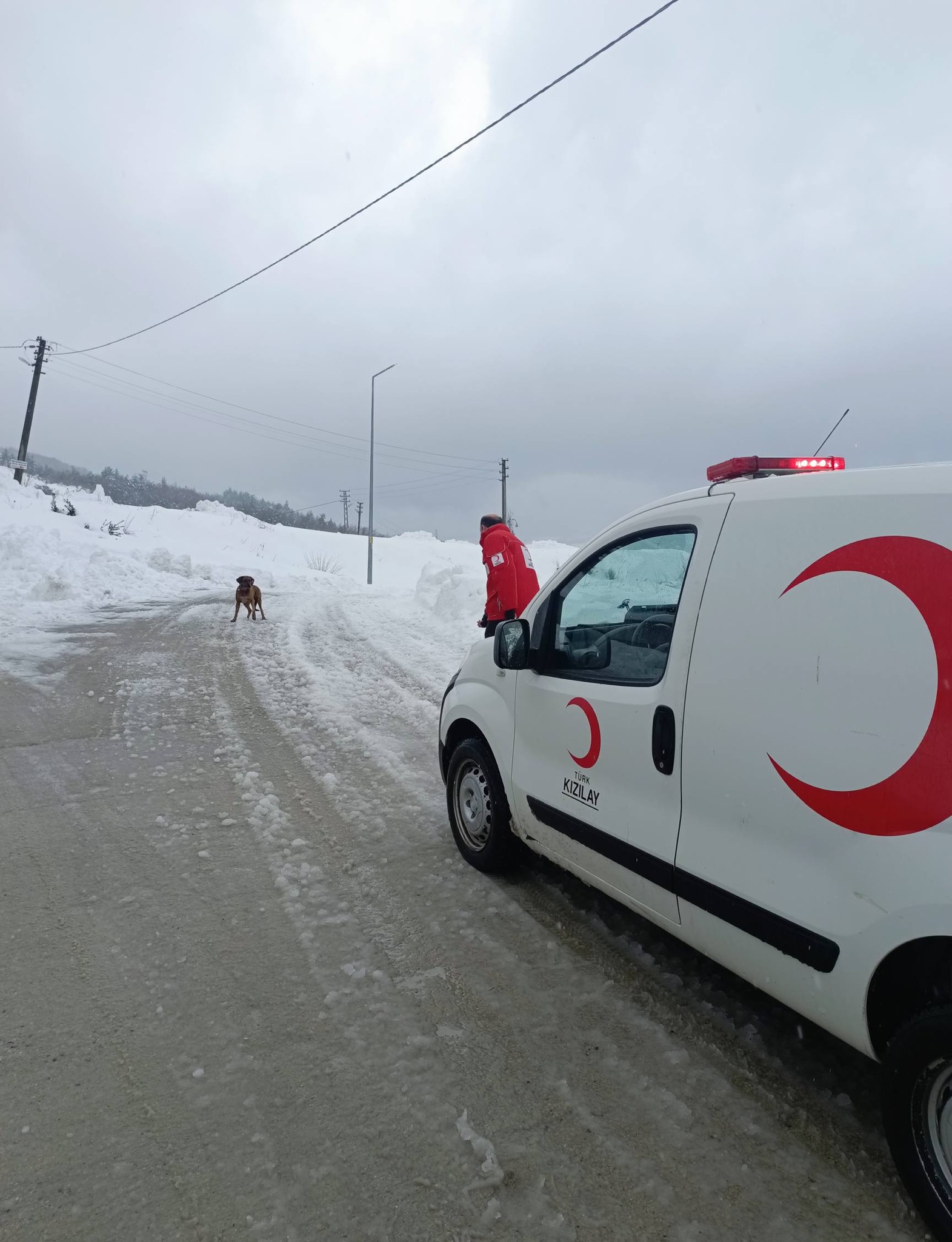 Kastamonu'nun İlçesinde Kızılay Ve Muhtar El Ele Zor Günlerde Yardım Seferberliği3