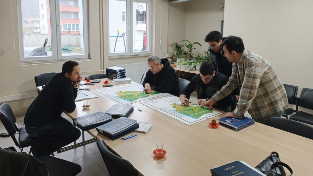 Kastamonu’nun Ilçesinde Orman Yolları Masaya Yatırıldı (1)