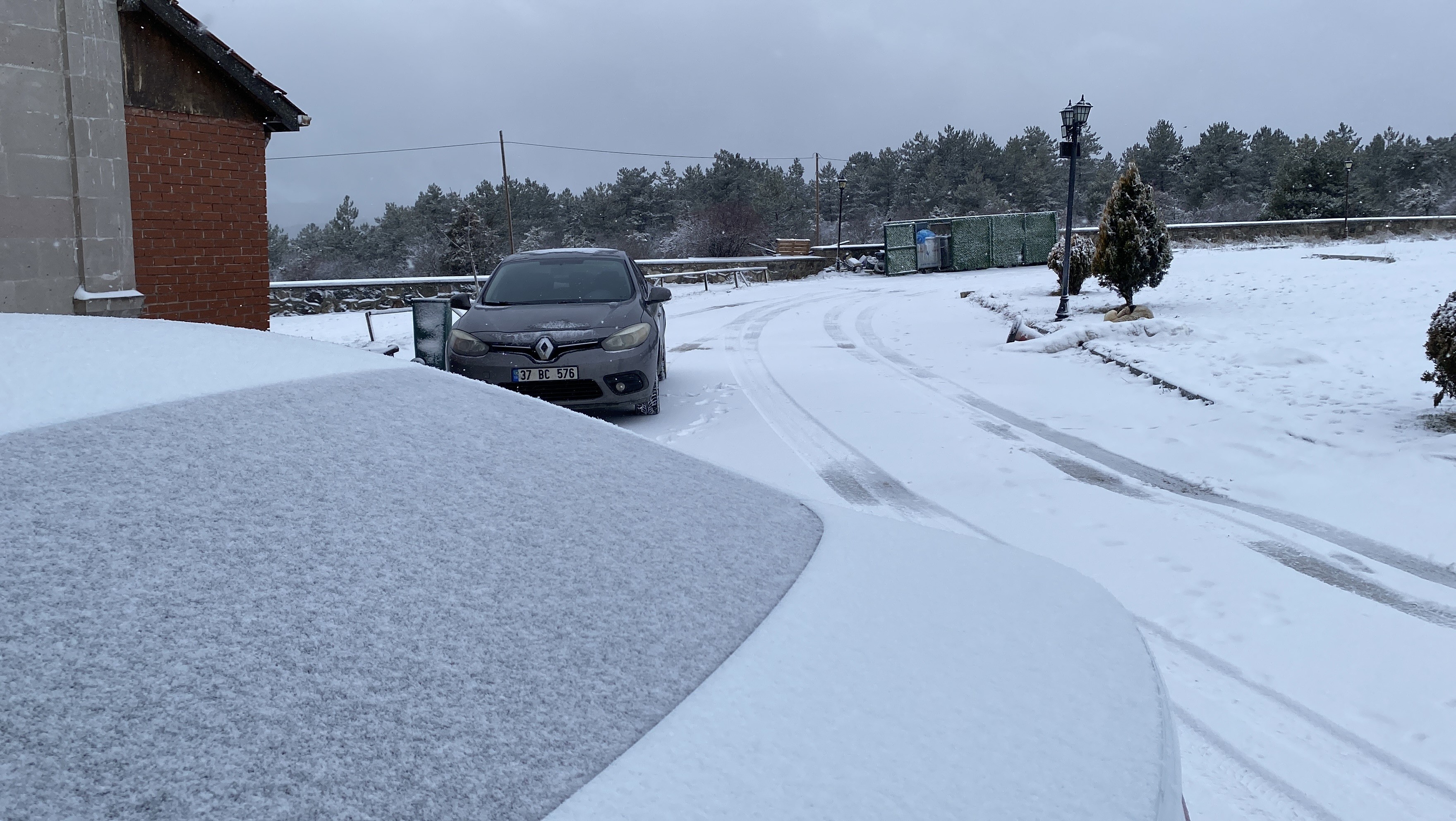 Kastamonu'nun Yüksek Kesimlerinde Kar Yağışı Etkisini Artırdı 5
