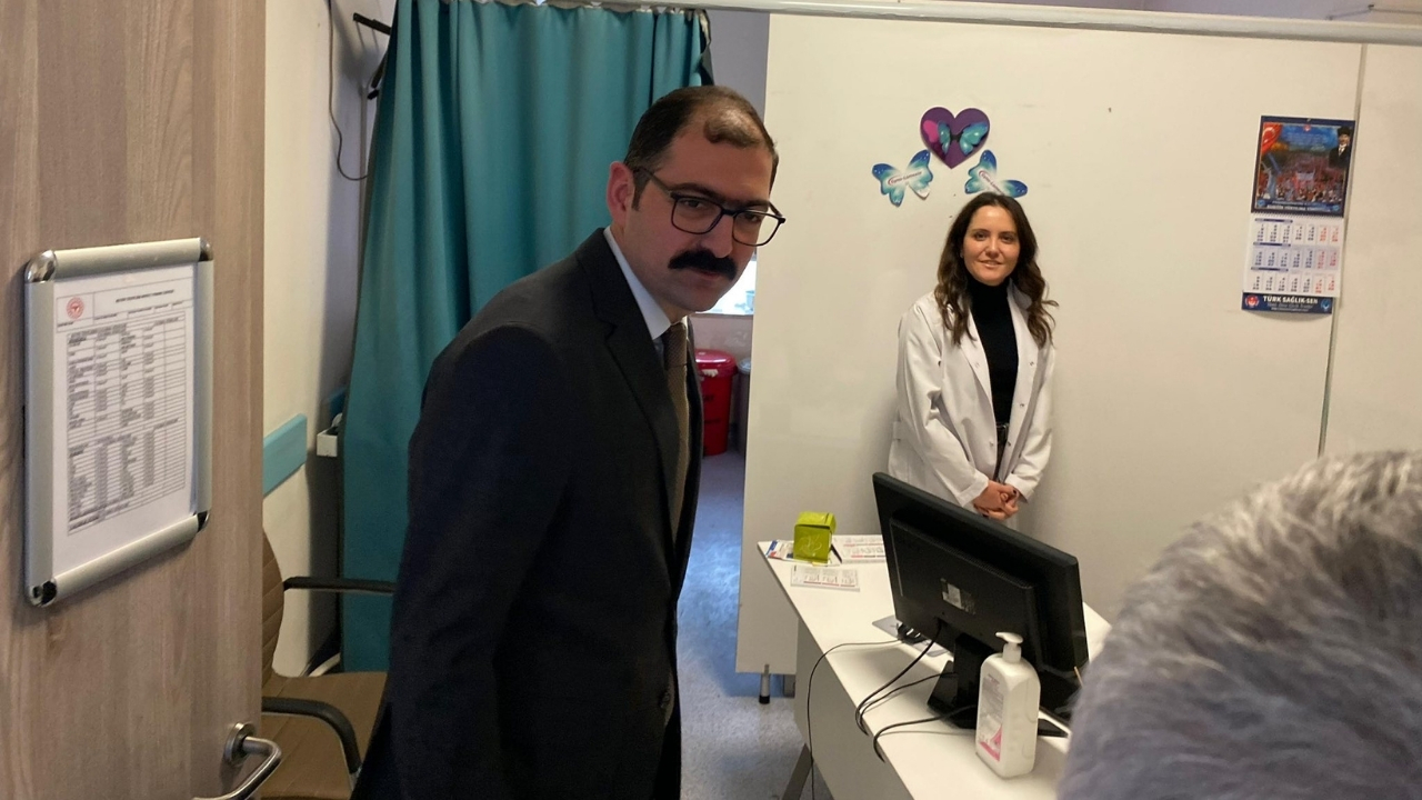 Kaymakam Demirdağ Taşköprü Devlet Hastanesi’ni Inceledi (5)