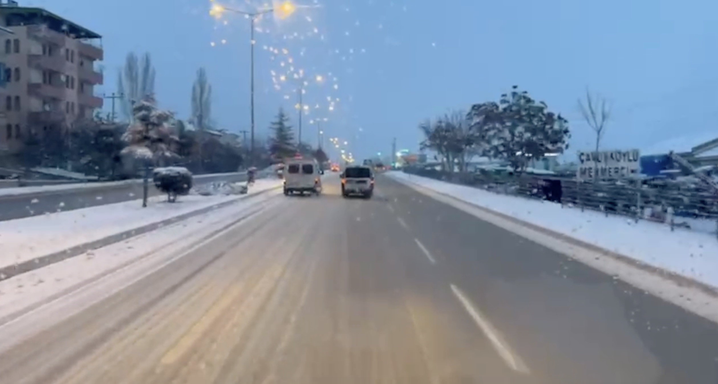 Kaza Ihbarı Sonrası Yola Çıktı Saniyelerle Yarışan Itfaiye Aracına Yol Vermedi 4