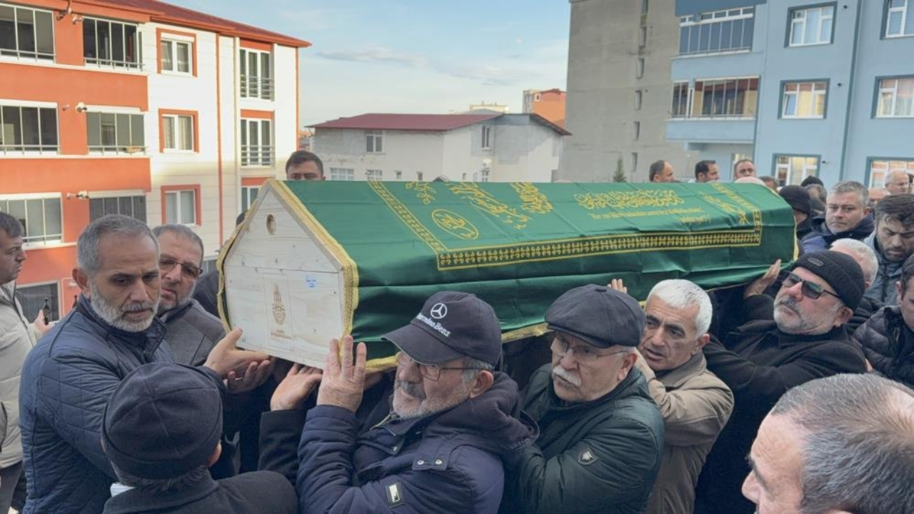 Metro Kazasında Yaşamını Yitiren Genç Defnedildi (1)