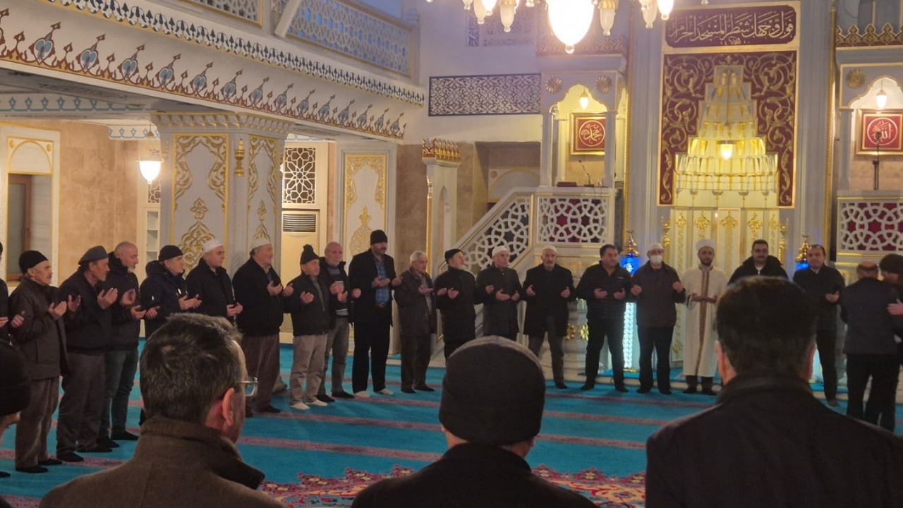 Miraç Kandili Hanönü’de Dualarla Karşılandı, Program Yoğun Ilgi Gördü (5)