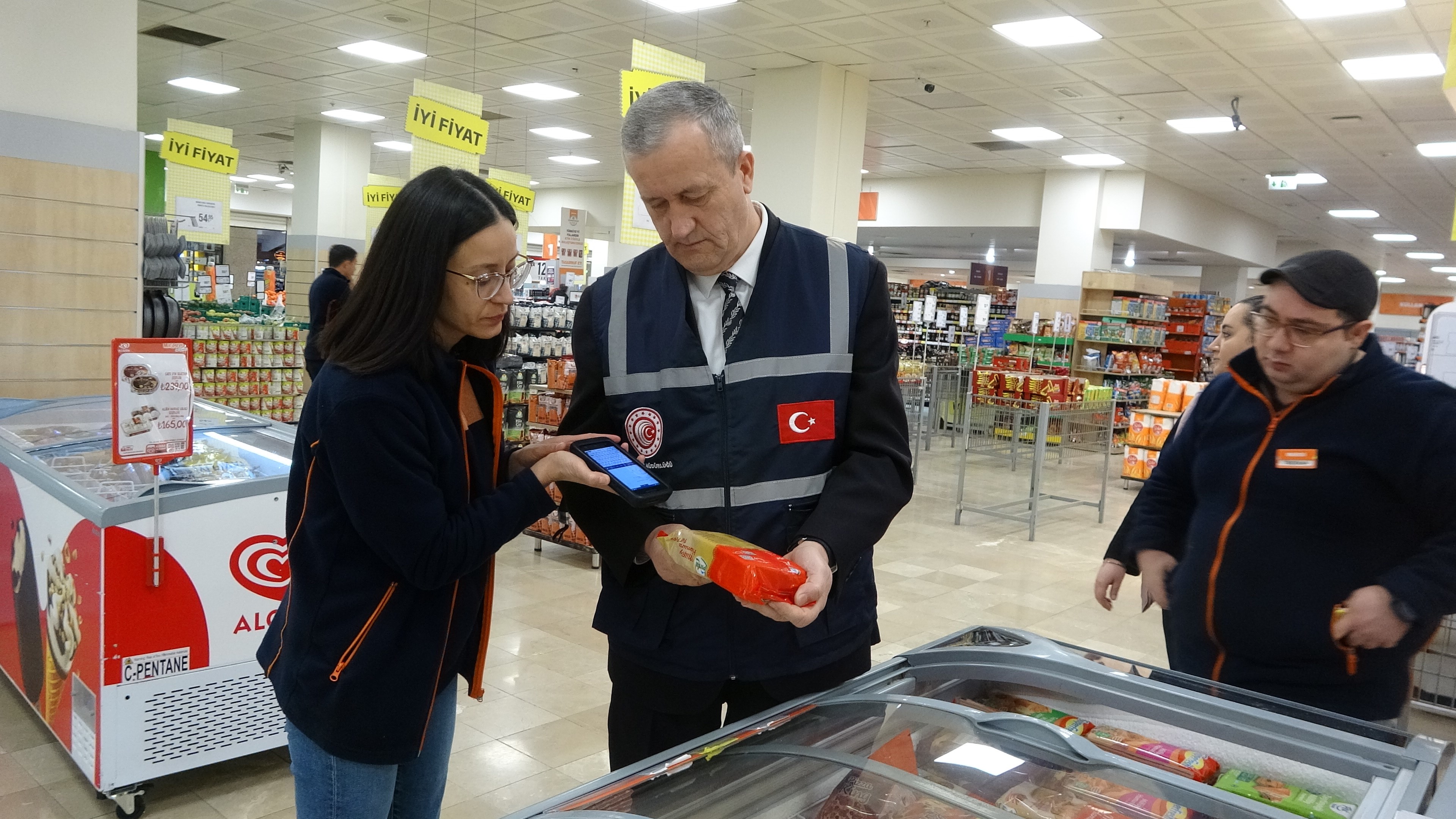 Ramazan Öncesinde Kastamonu'da Market Ve Restoranlar Denetlendi! 12