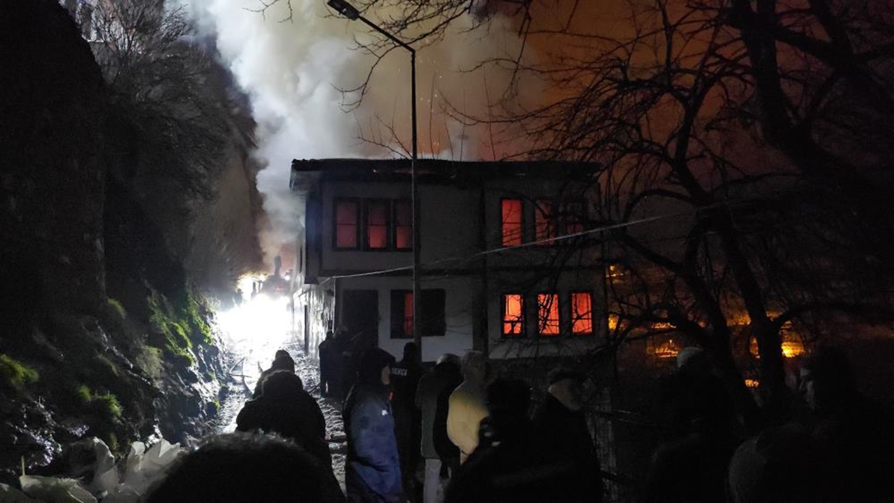 Safranbolu Tarihi Ev Yandı (4)