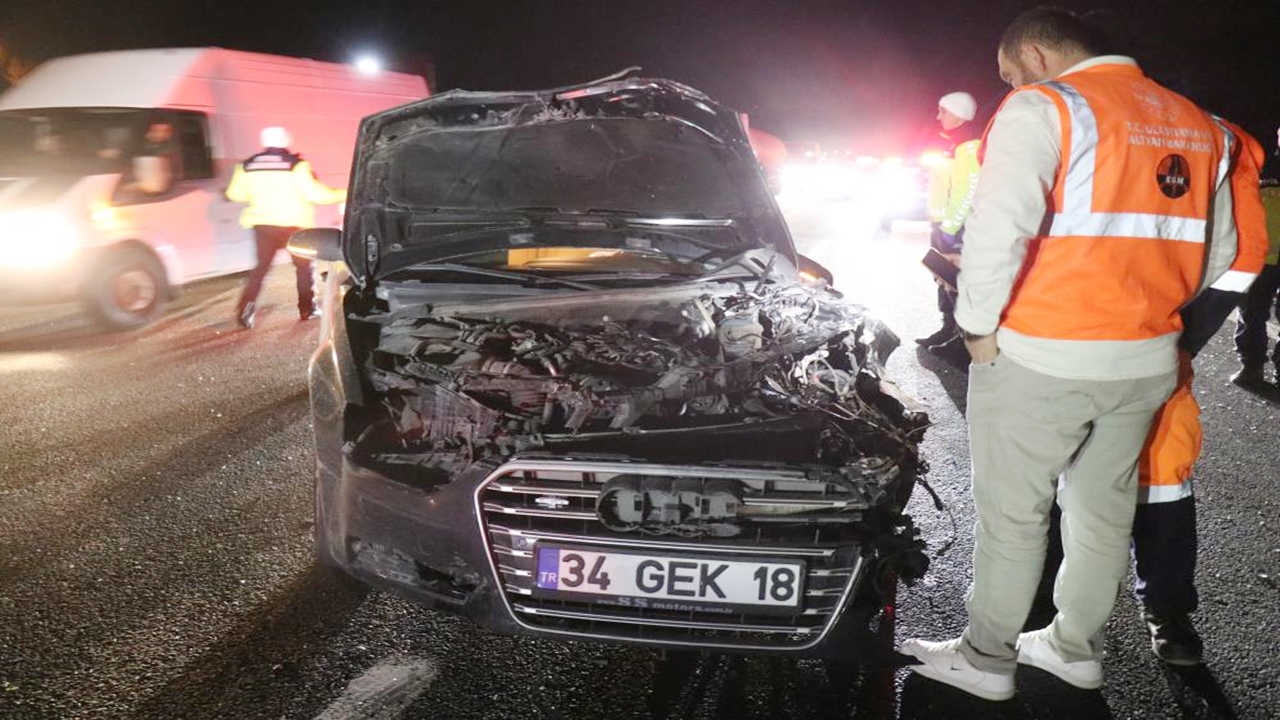 Sakarya Minibüs Otomobil Kaza (3)