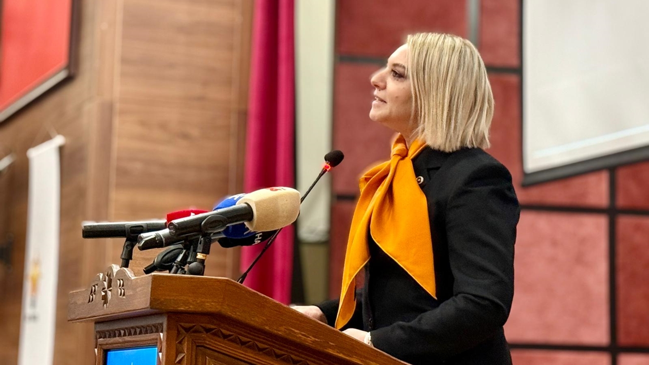 Serap Ekmekci Ak Parti Konuşma (5)