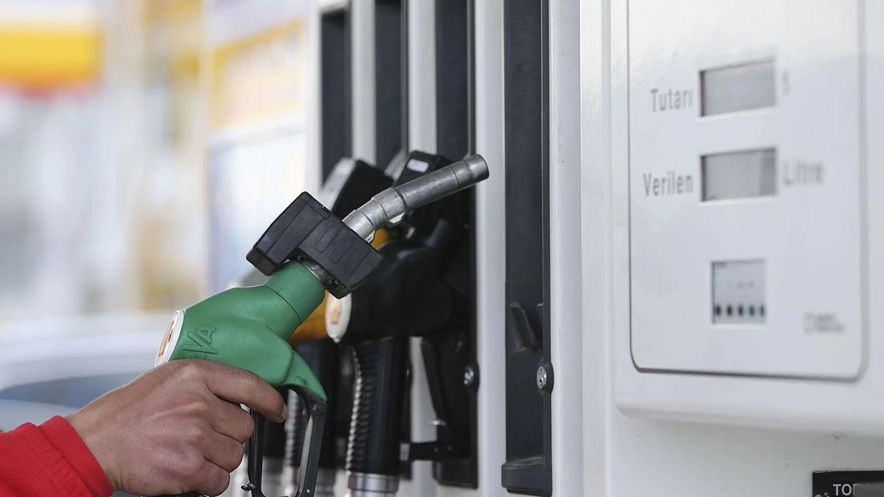 Sürücülerin Gözü Pompada Benzine Yeni Zam Kapıda