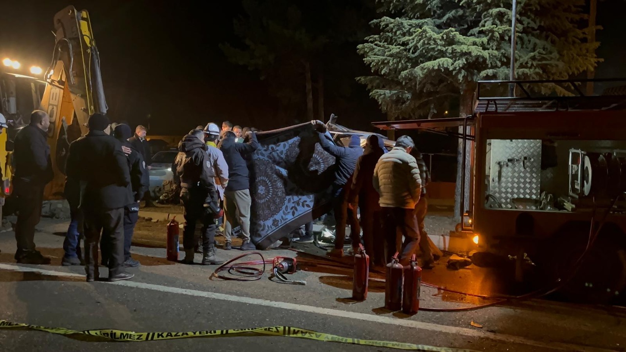 Taşköpnrü Feci Kaza Bekir Şimşek (10)