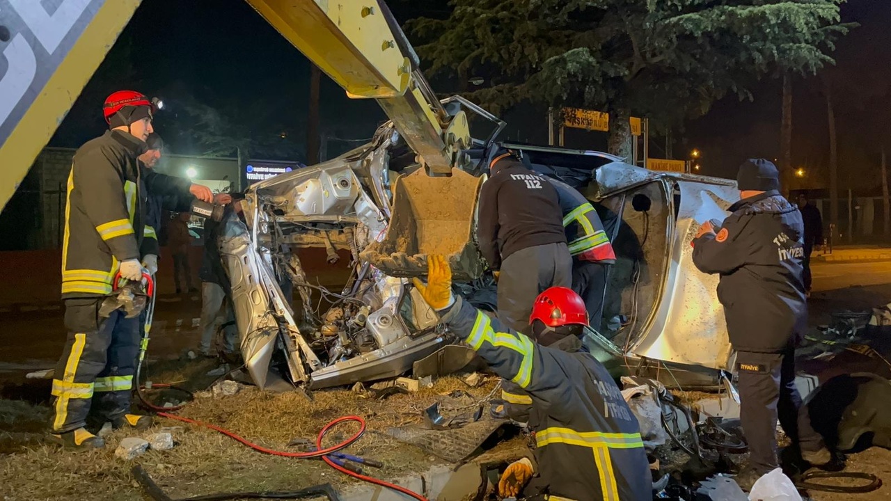 Taşköpnrü Feci Kaza Bekir Şimşek (14)
