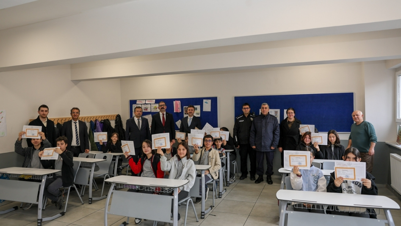 Taşköprü’de 4 Bin 424 Öğrenci Karne Aldı, Tatil Başladı (1)