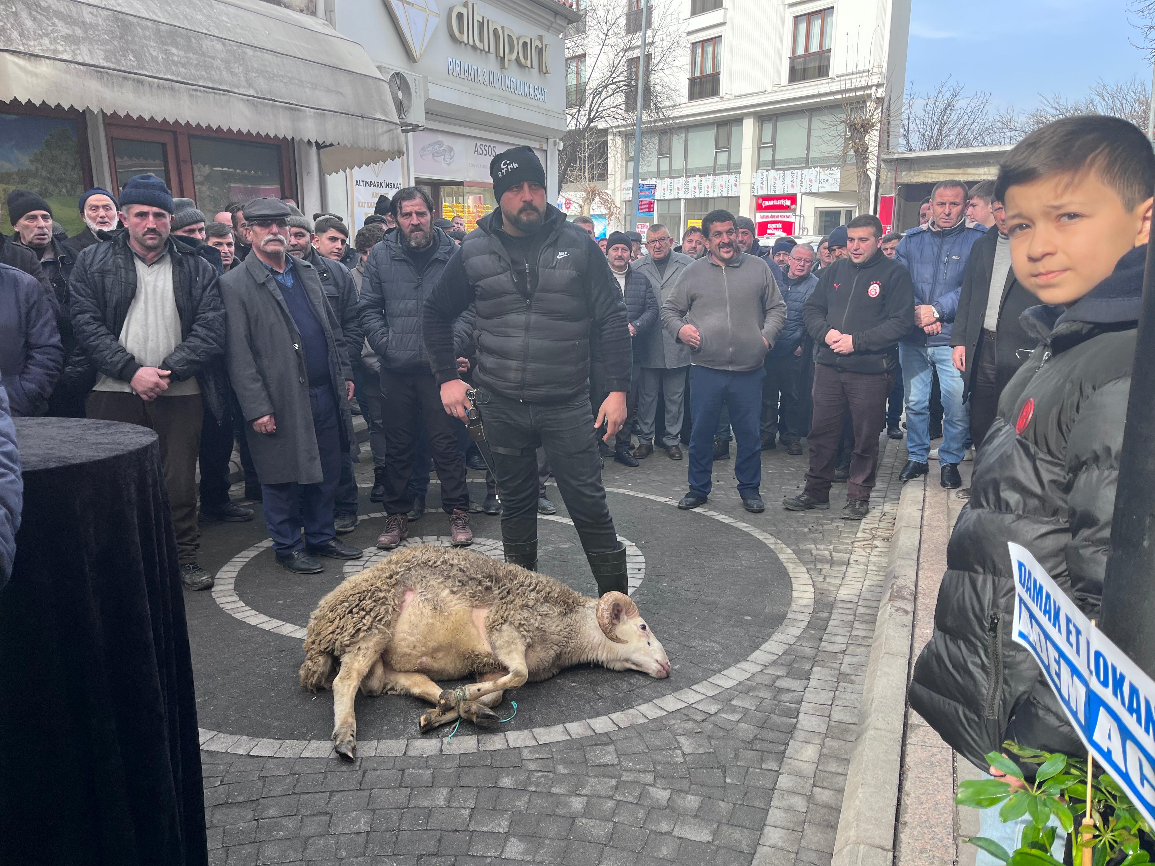Taşköprü’de Livist Sigorta Dualarla Hizmete Açıldı4