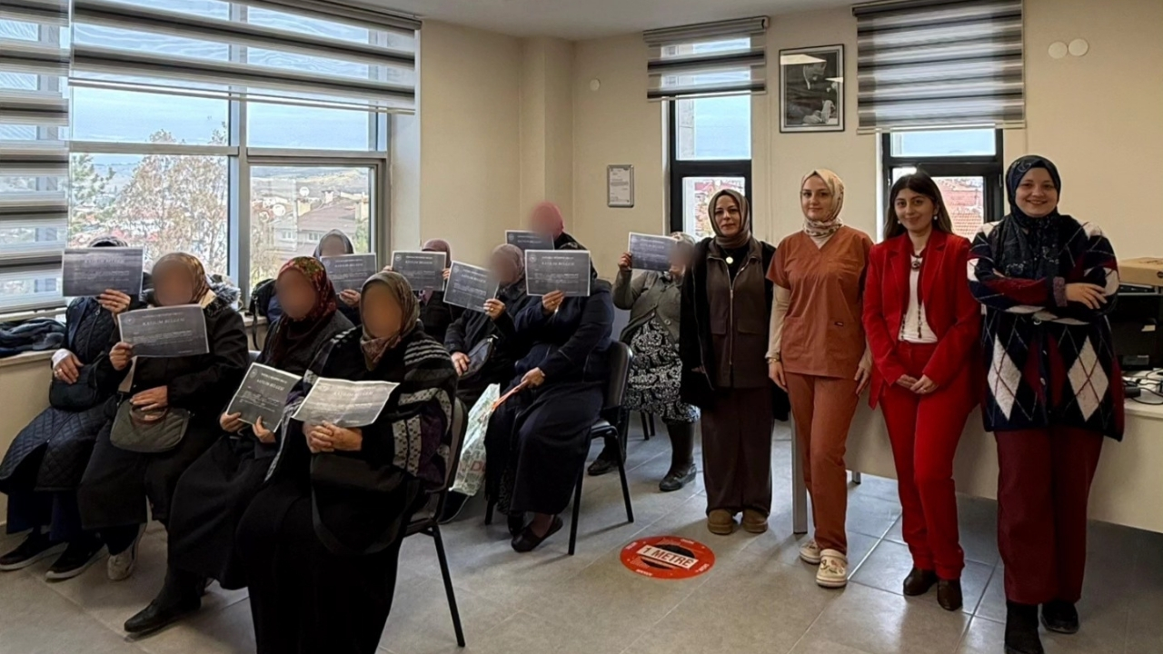 Taşköprü’de Mamografi Taraması Yapıldı, Merak Edilenler Yanıt Buldu (1)