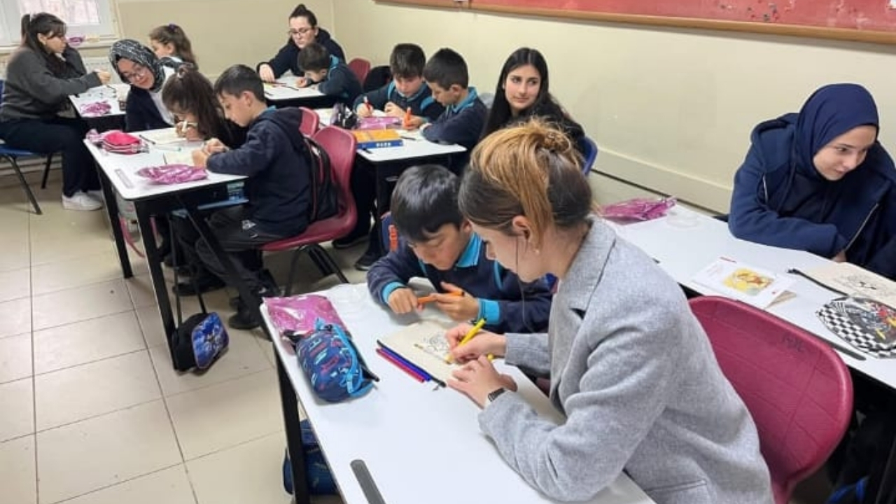 Taşköprü’de Okuma Seferberliği Kardeş Okul Kütüphanesi Güçlendi (6)