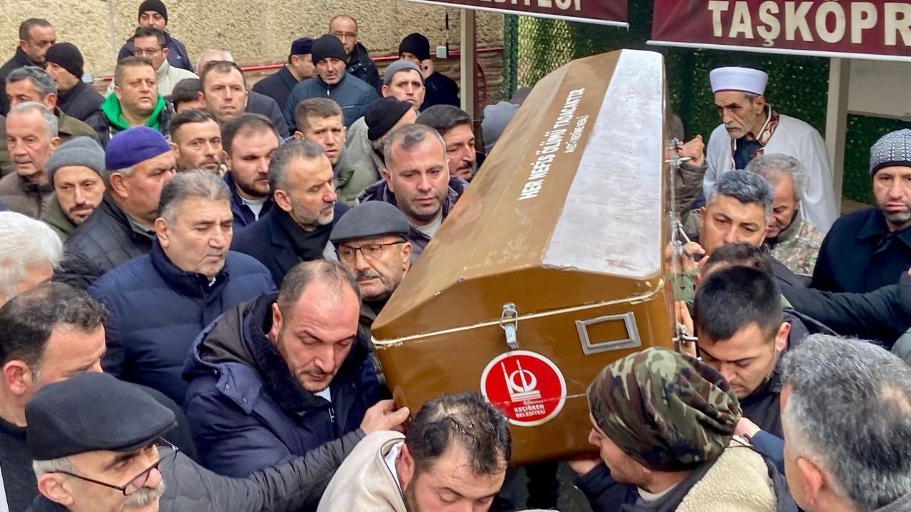 Taşköprü’de Son Görev Merhum Müteahhit Memleketine Uğurlandı (4)