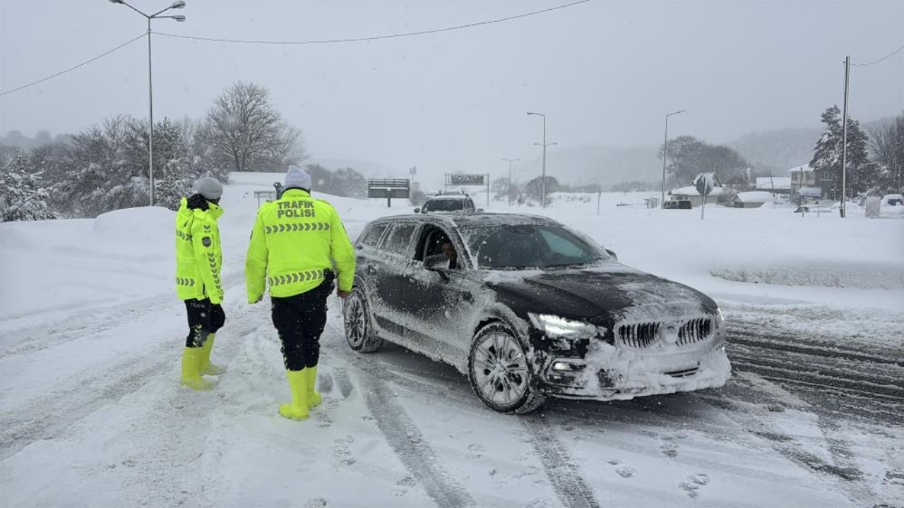 Tem Ve D 100 Ağır Araçlara Kapandı (2)