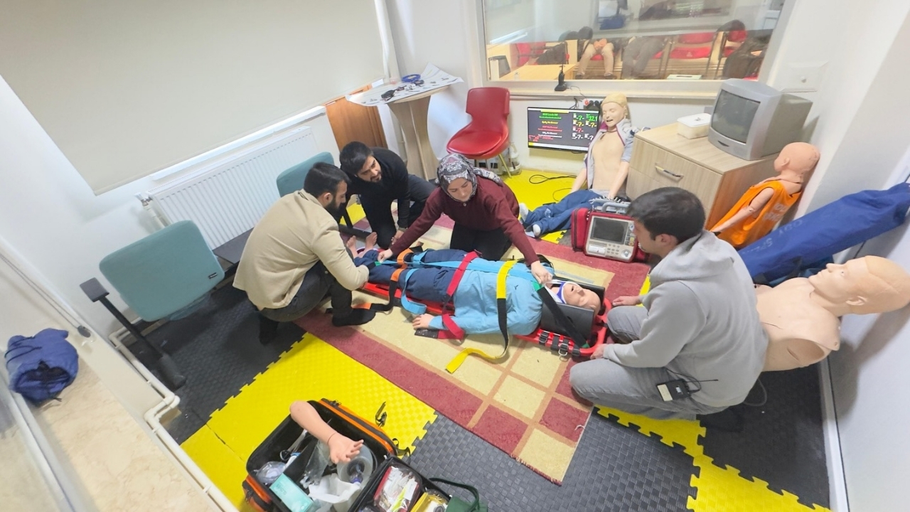 Travmalarda İleri Yaşam Desteği Eğitimi (4)